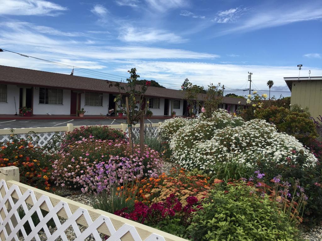 Wagon Wheel Motel Salinas Exterior photo