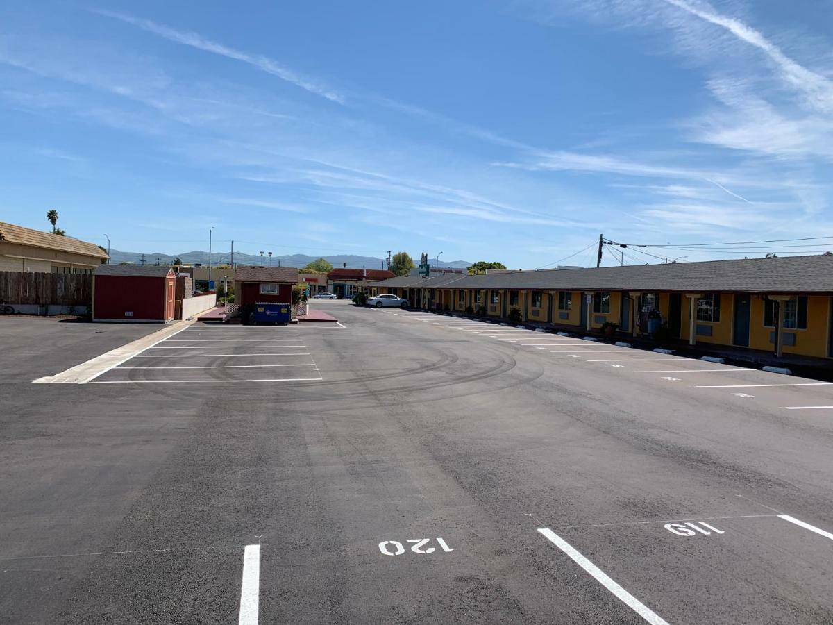 Wagon Wheel Motel Salinas Exterior photo