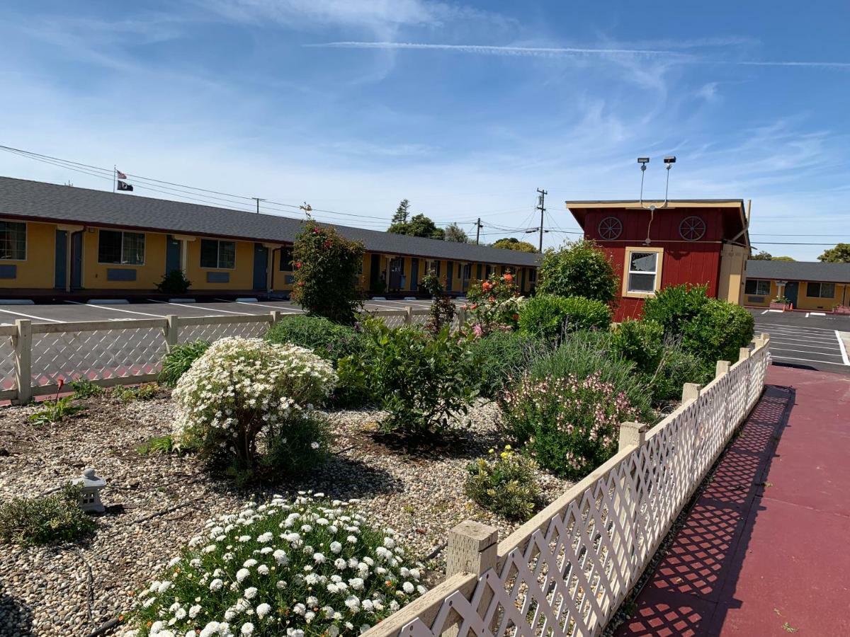 Wagon Wheel Motel Salinas Exterior photo